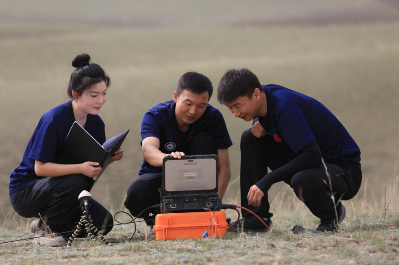 青思享| 践行新时代党的治疆方略 担当新时代地质先锋